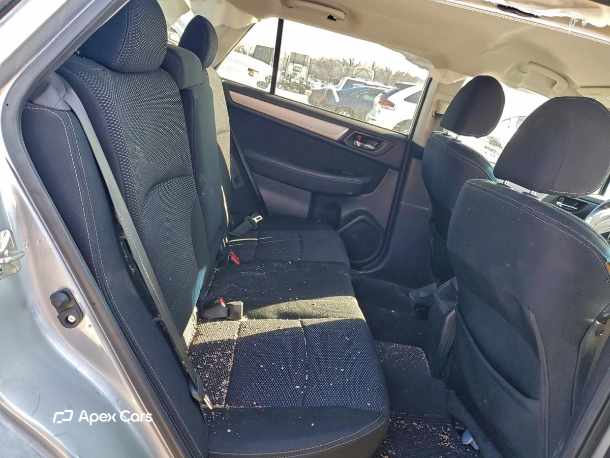 Subaru Outback 2016