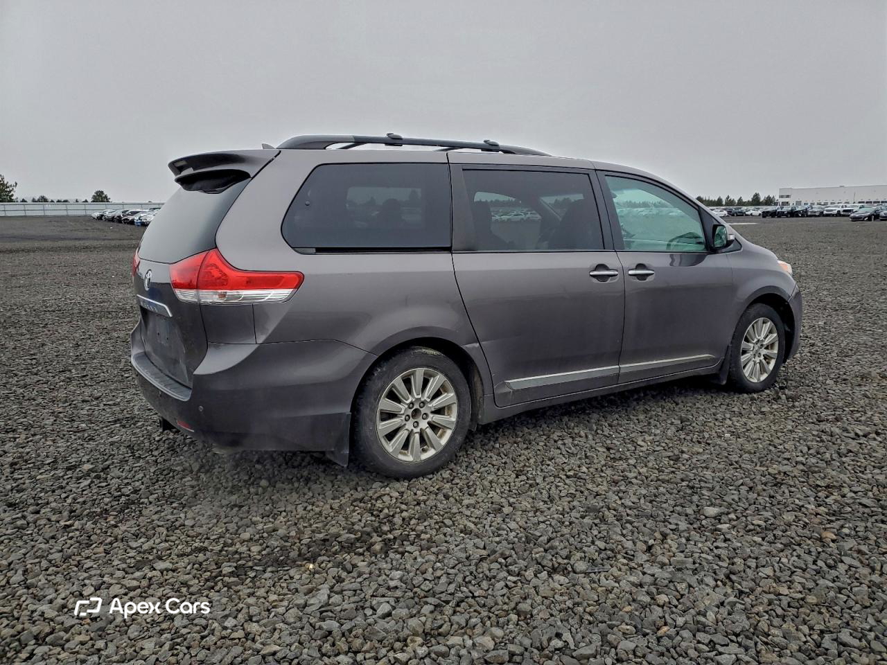 Toyota Sienna 2013
