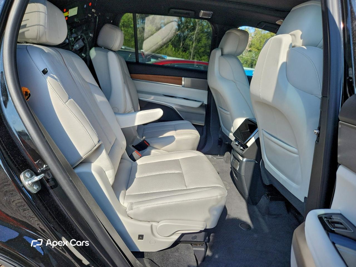 Cadillac XT4 2026
