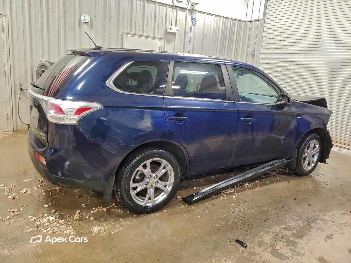 Mitsubishi Outlander 2014