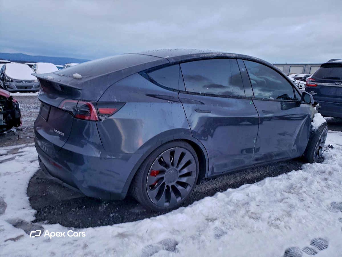 Tesla Model Y 2023