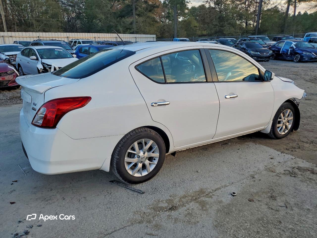 Nissan Versa 2018