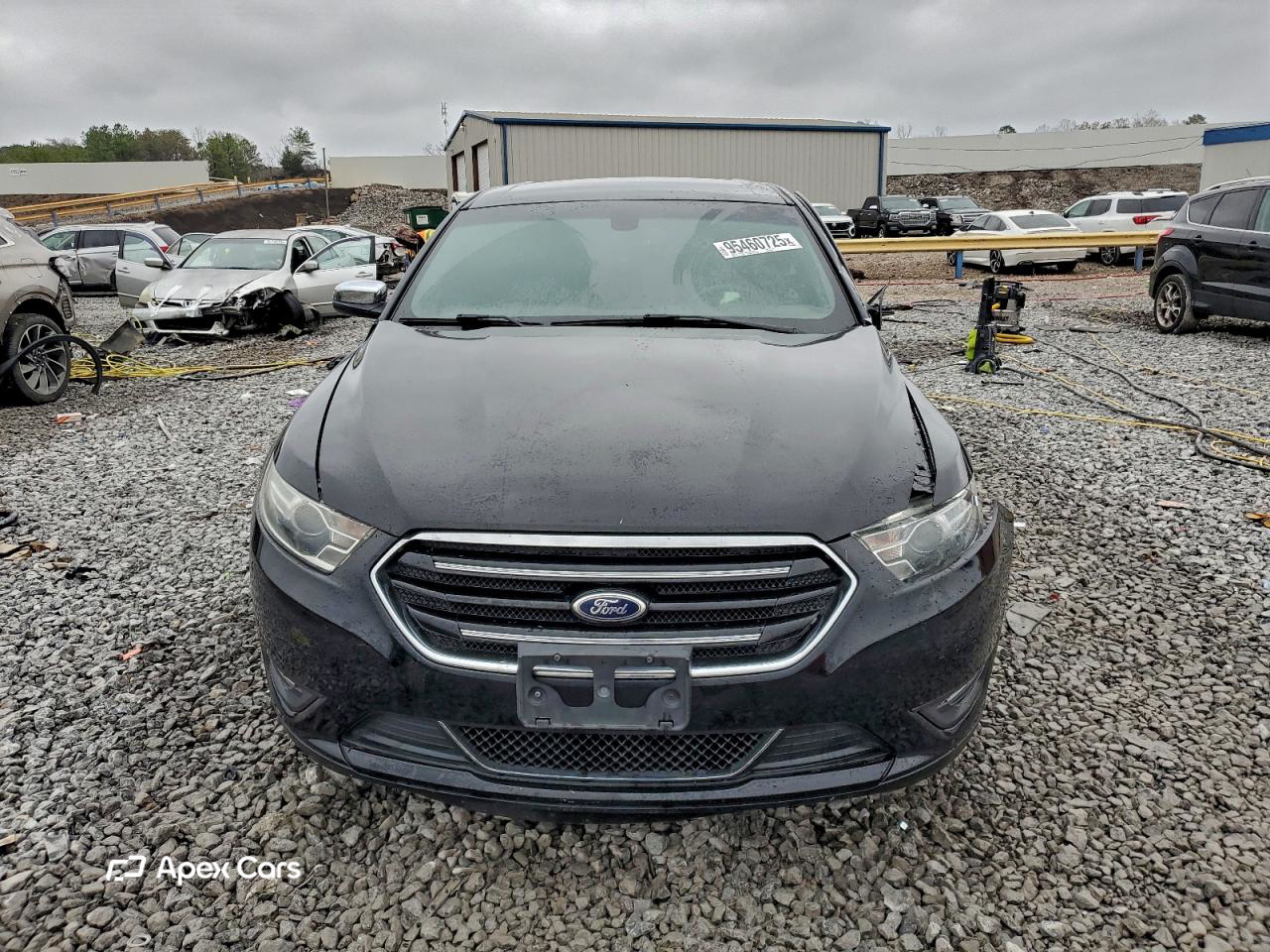 Ford Taurus 2016