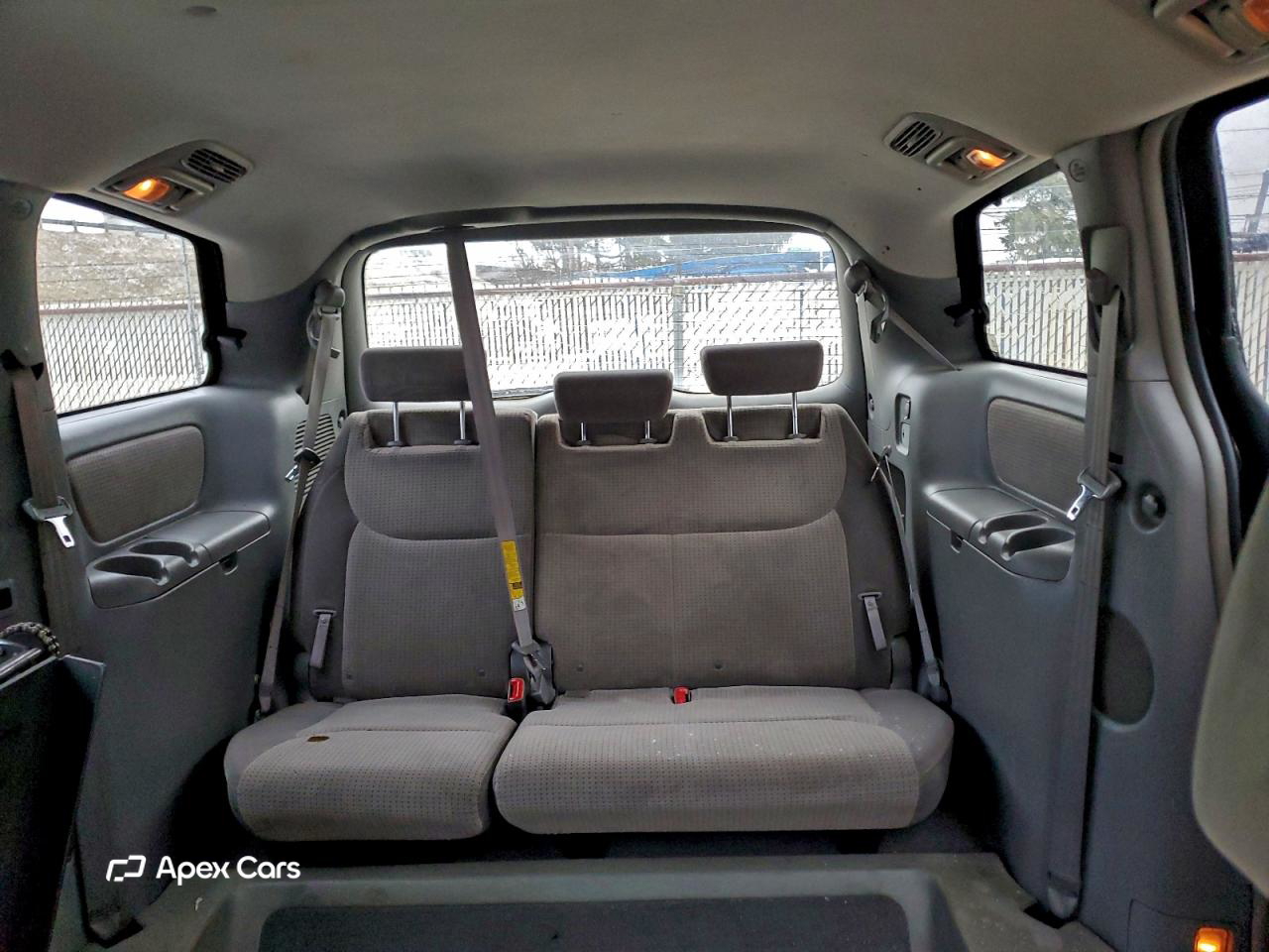 Toyota Sienna 2010
