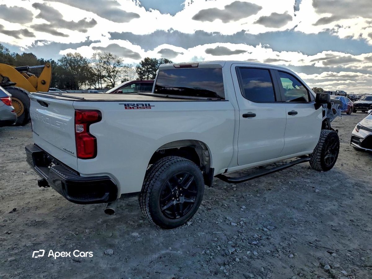 Chevrolet Silverado 2021