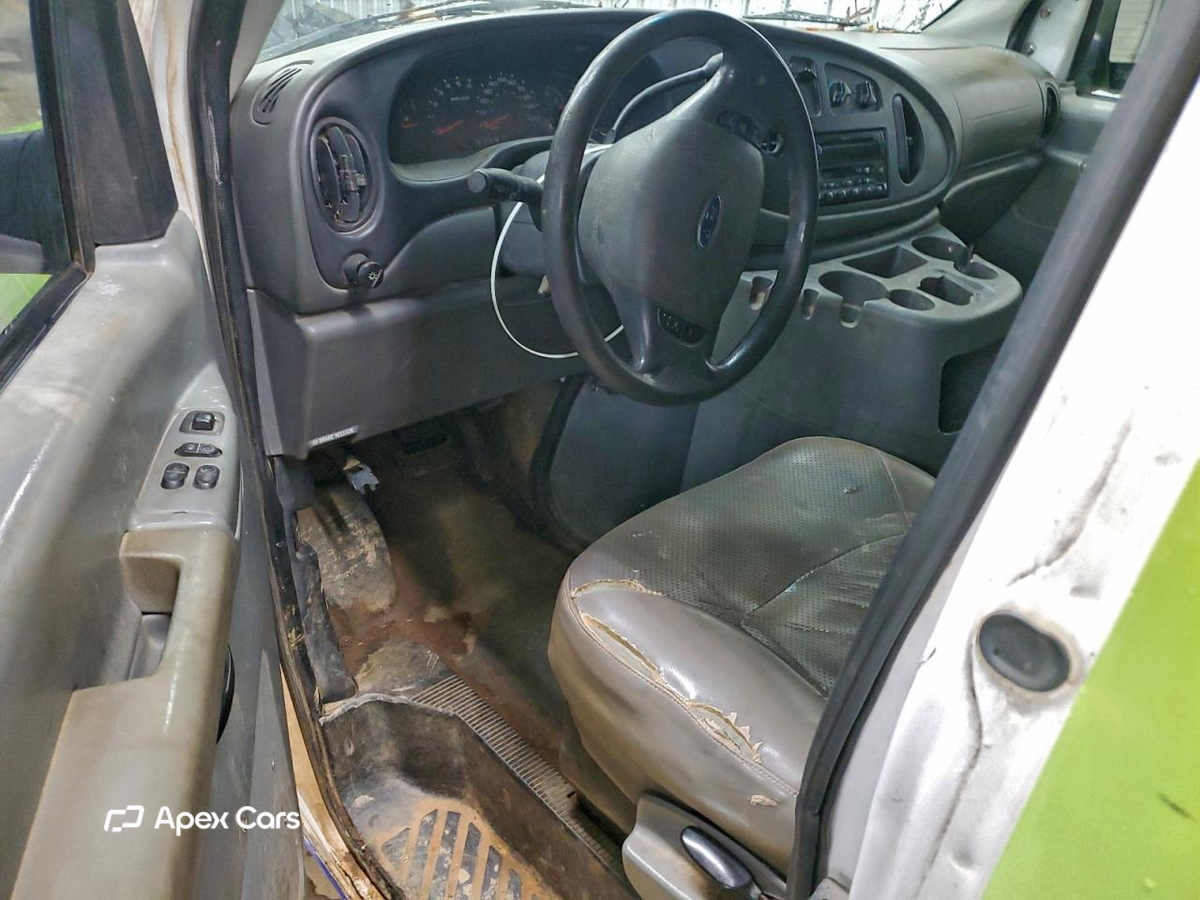 Ford Econoline 2005