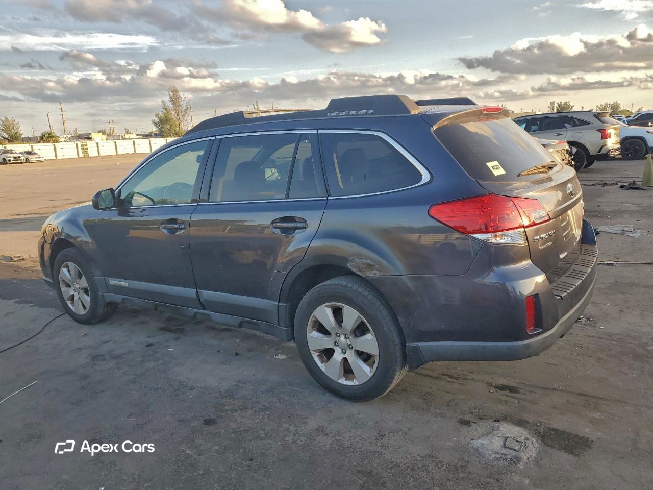 Subaru Outback 2011