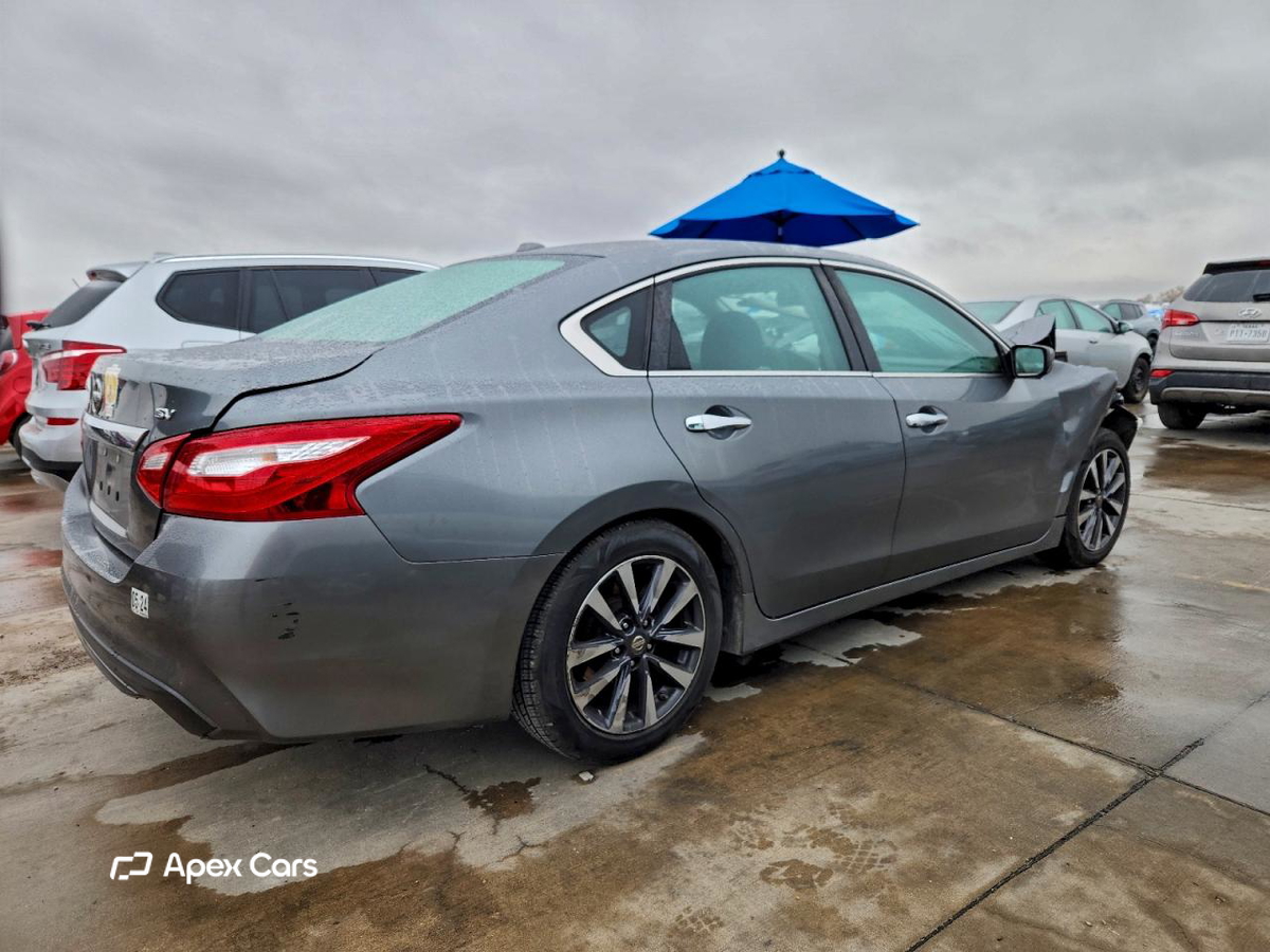 Nissan Altima 2017