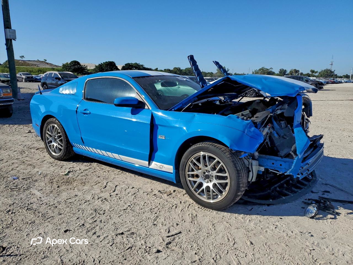 Ford Mustang 2013