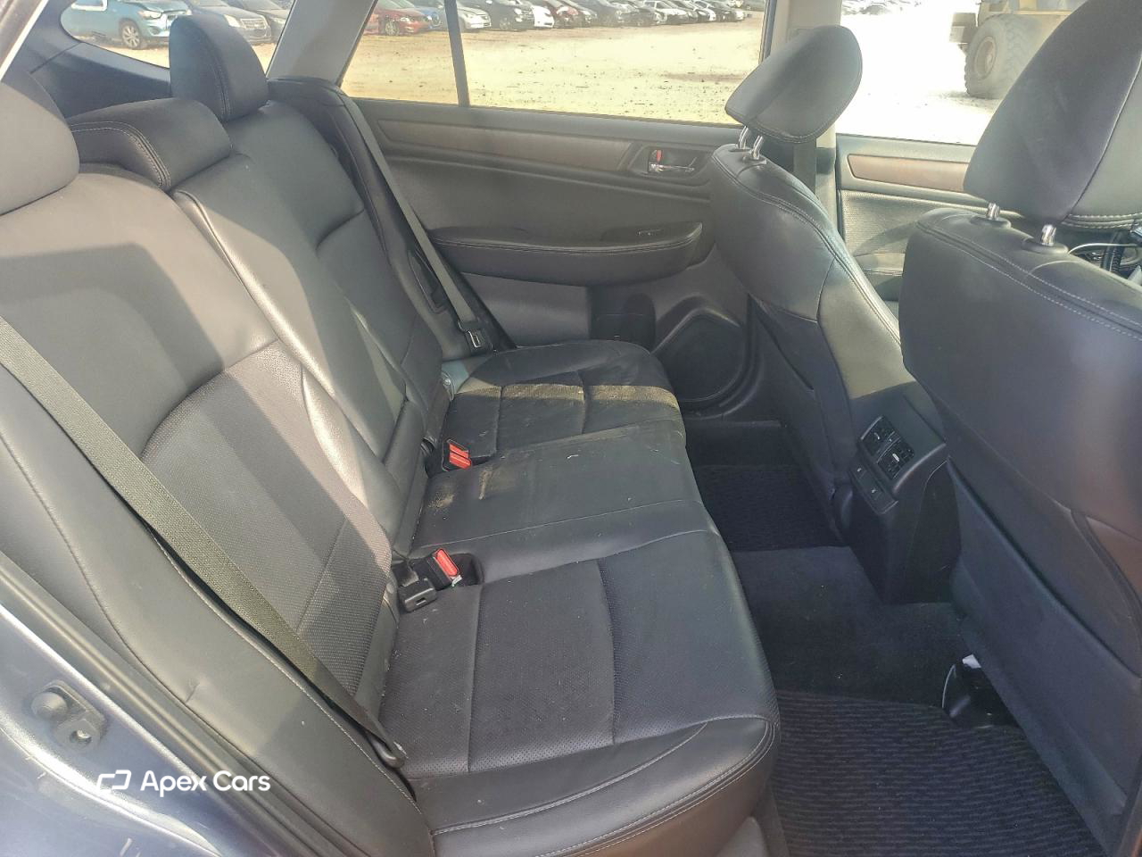 Subaru Outback 2015
