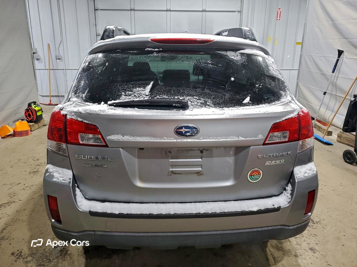 Subaru Outback 2011