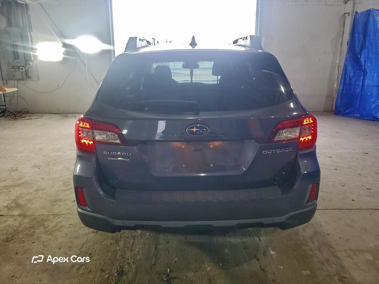 Subaru Outback 2016