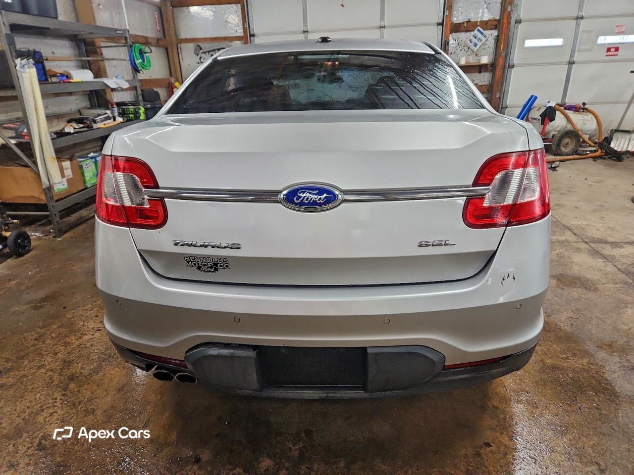 Ford Taurus 2012