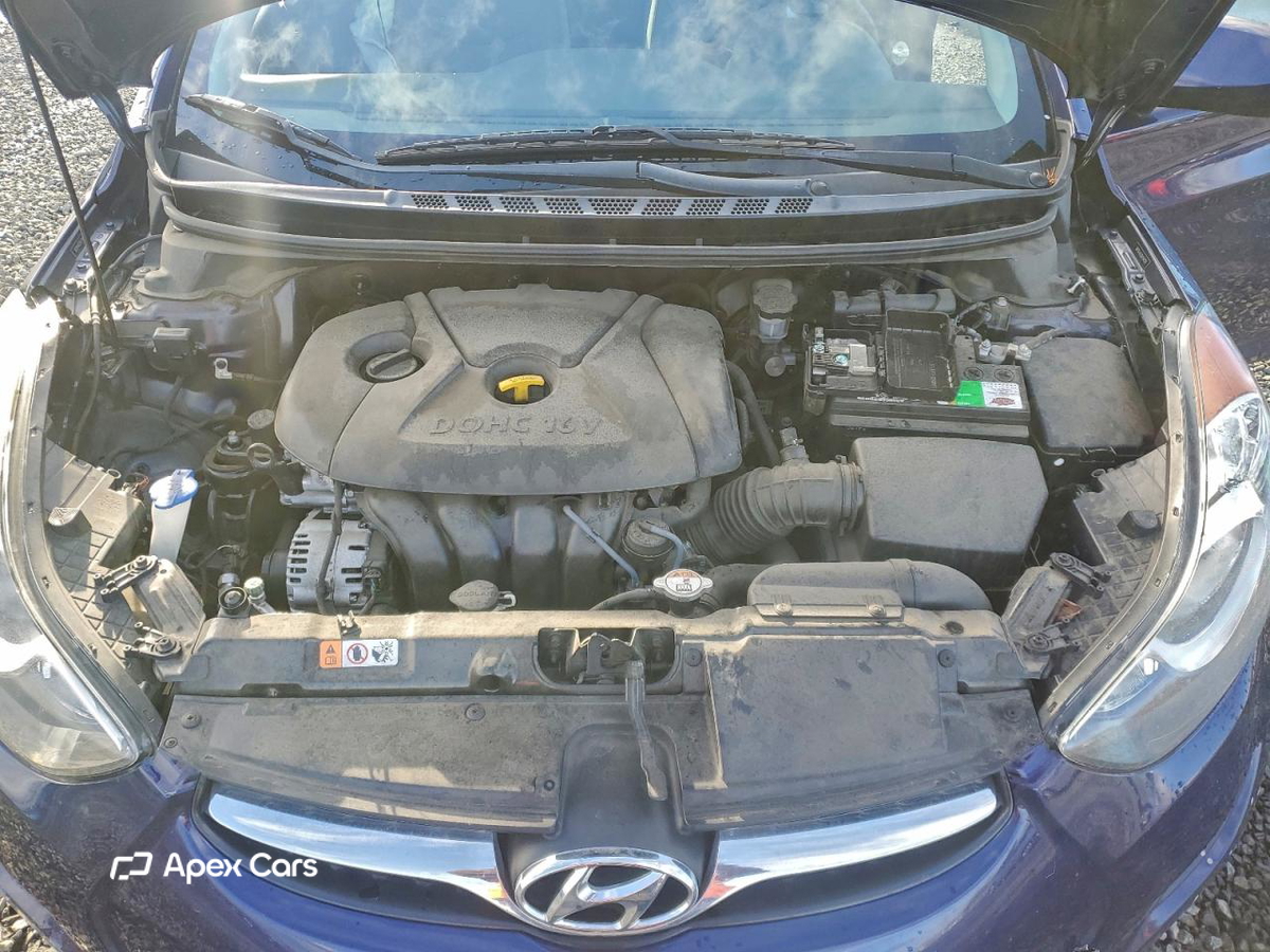 Hyundai Elantra 2013