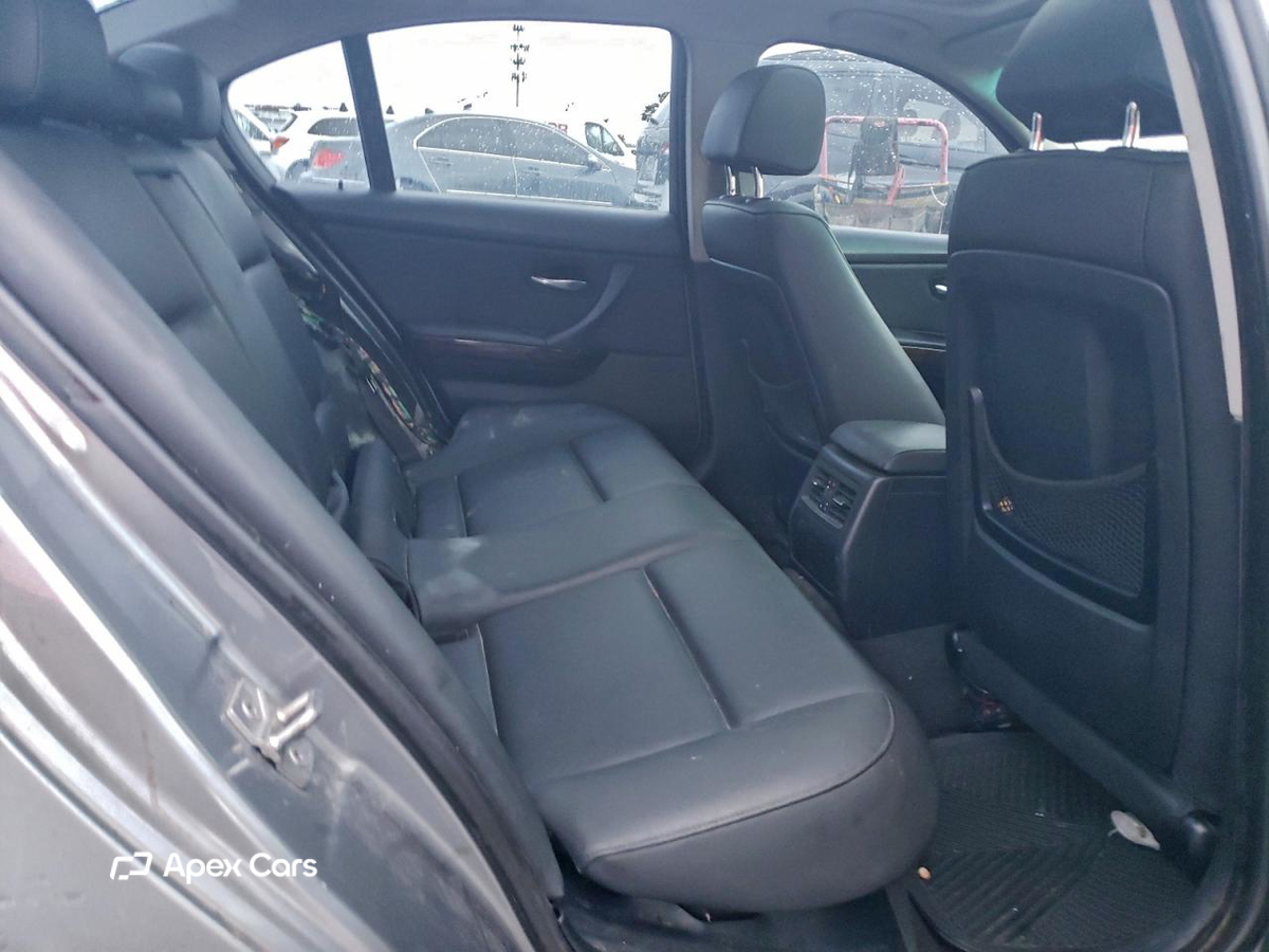 BMW Series 3 2009