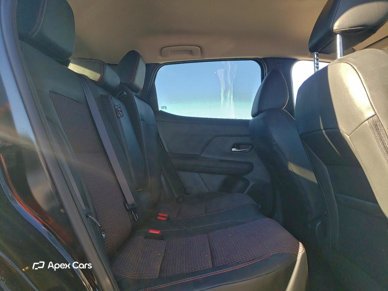 Nissan Kicks 2025