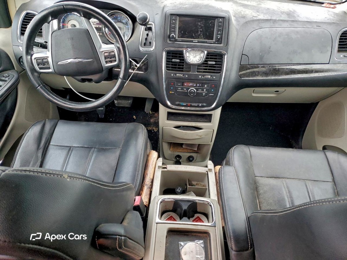 Chrysler Voyager 2013