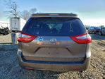 Toyota Sienna 2015