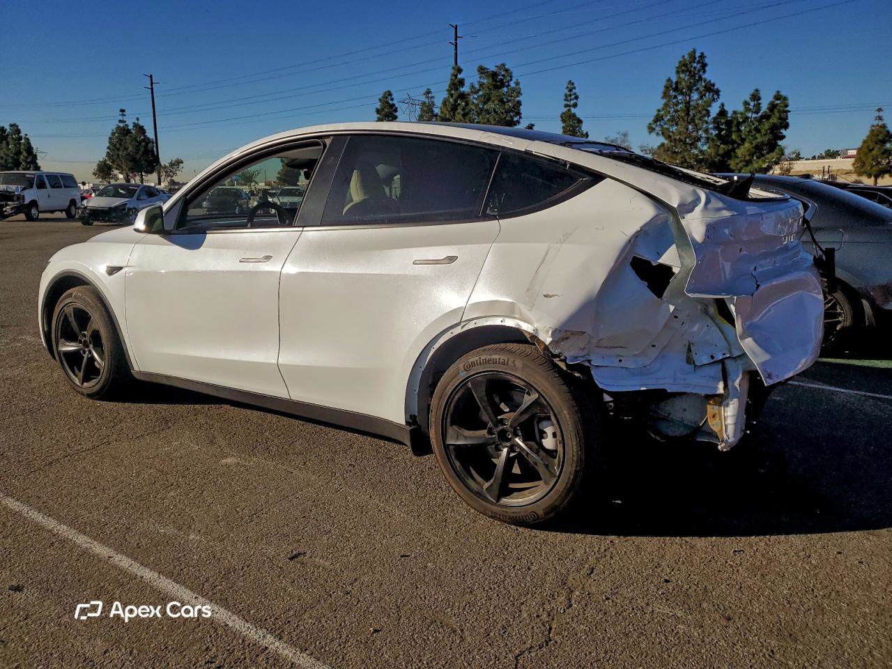 Tesla Model Y 2026