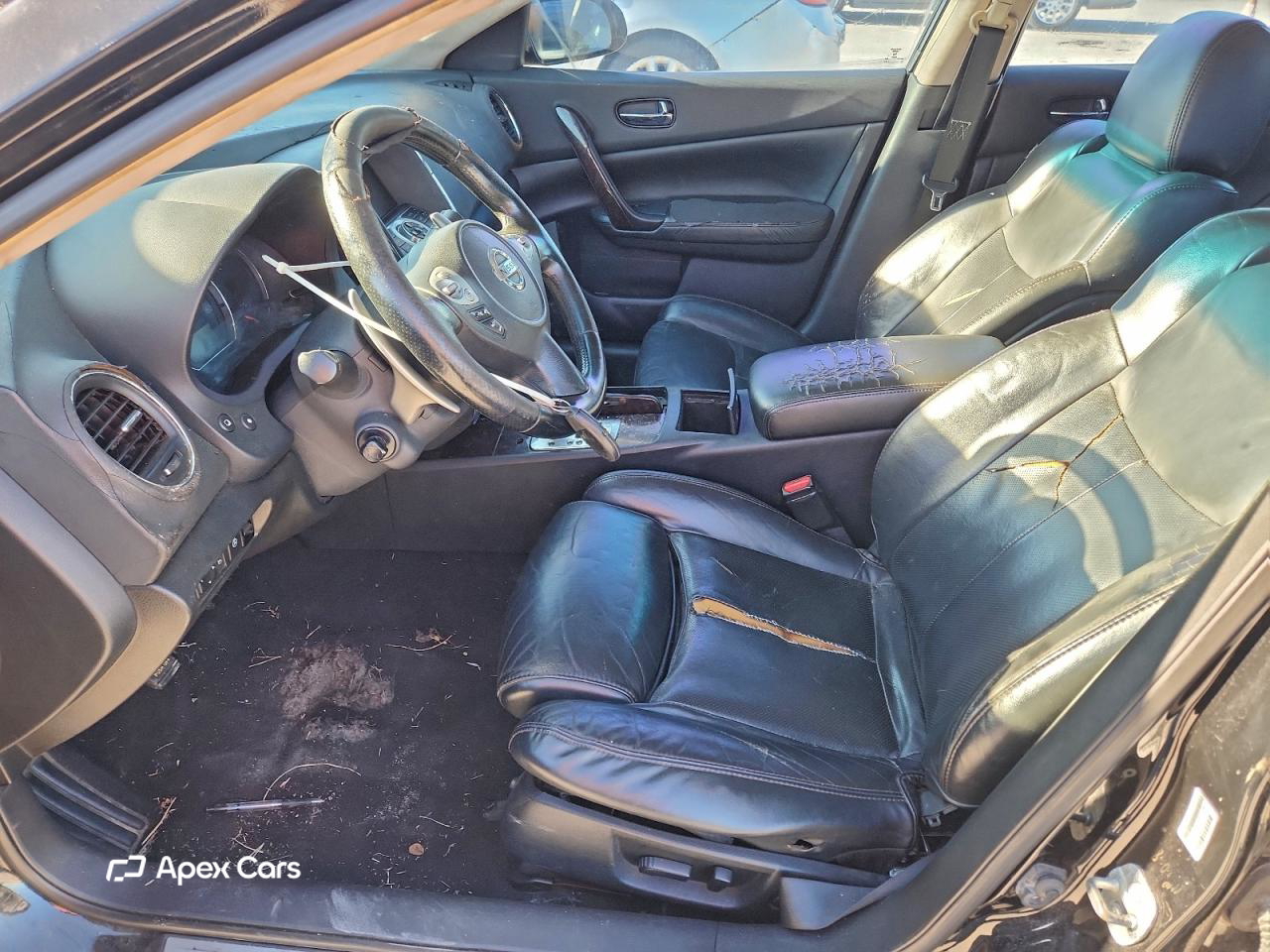 Nissan Maxima 2011