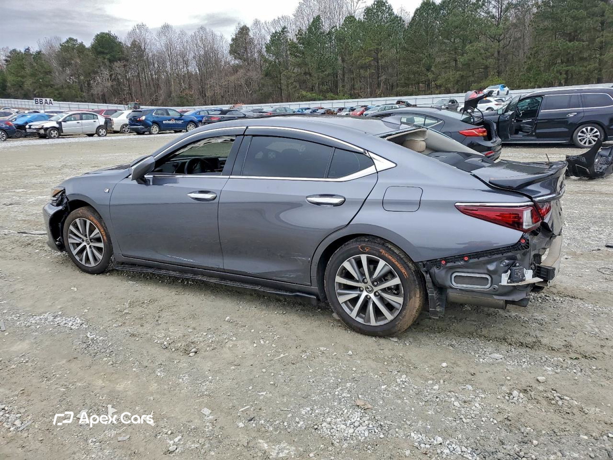 Lexus ES 2020
