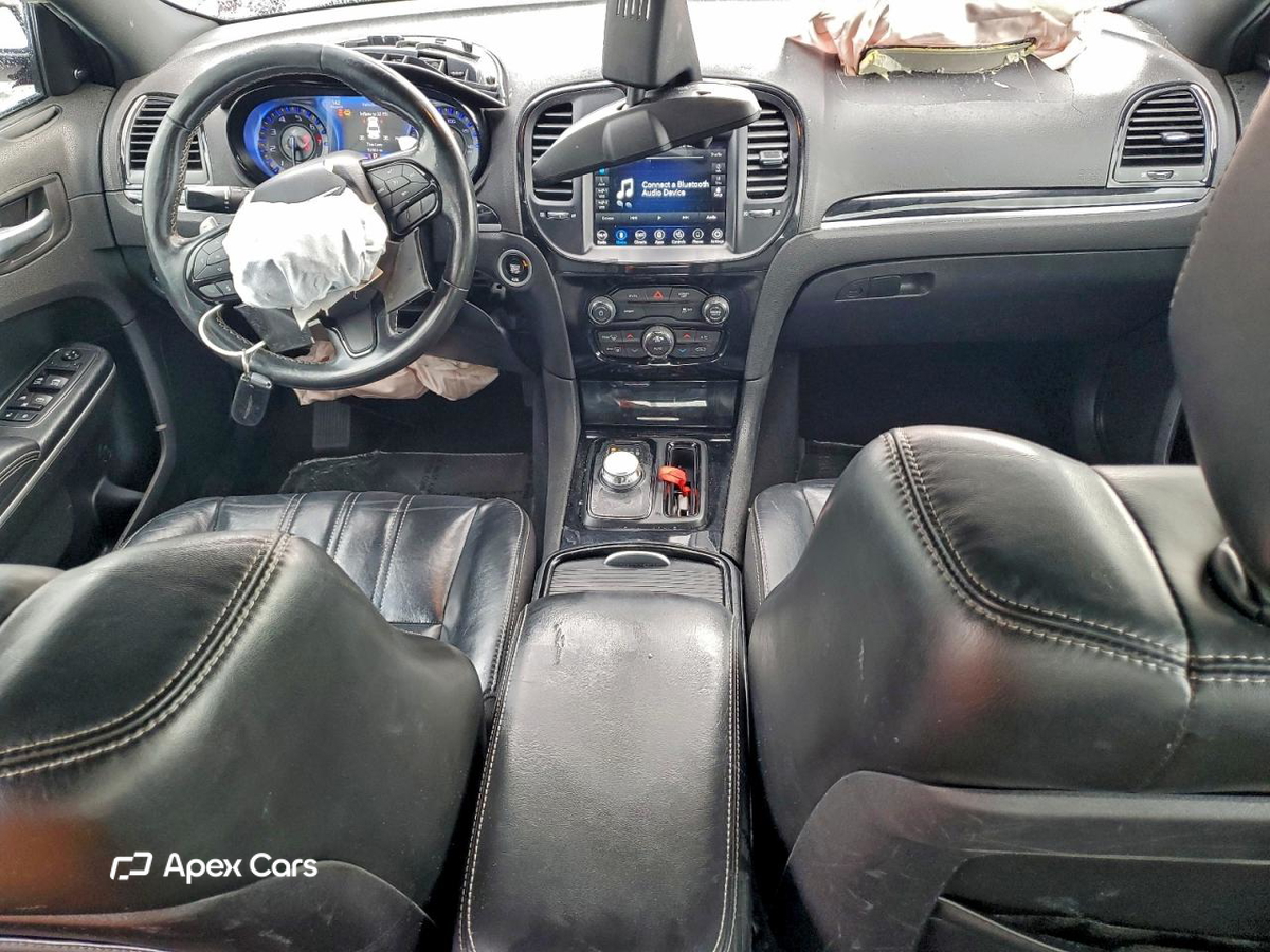 Chrysler 300 2019