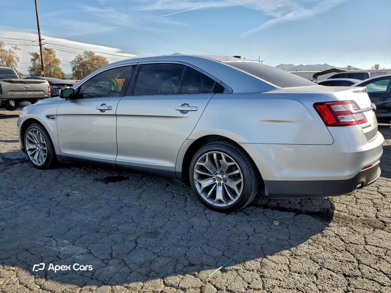 Ford Taurus 2017