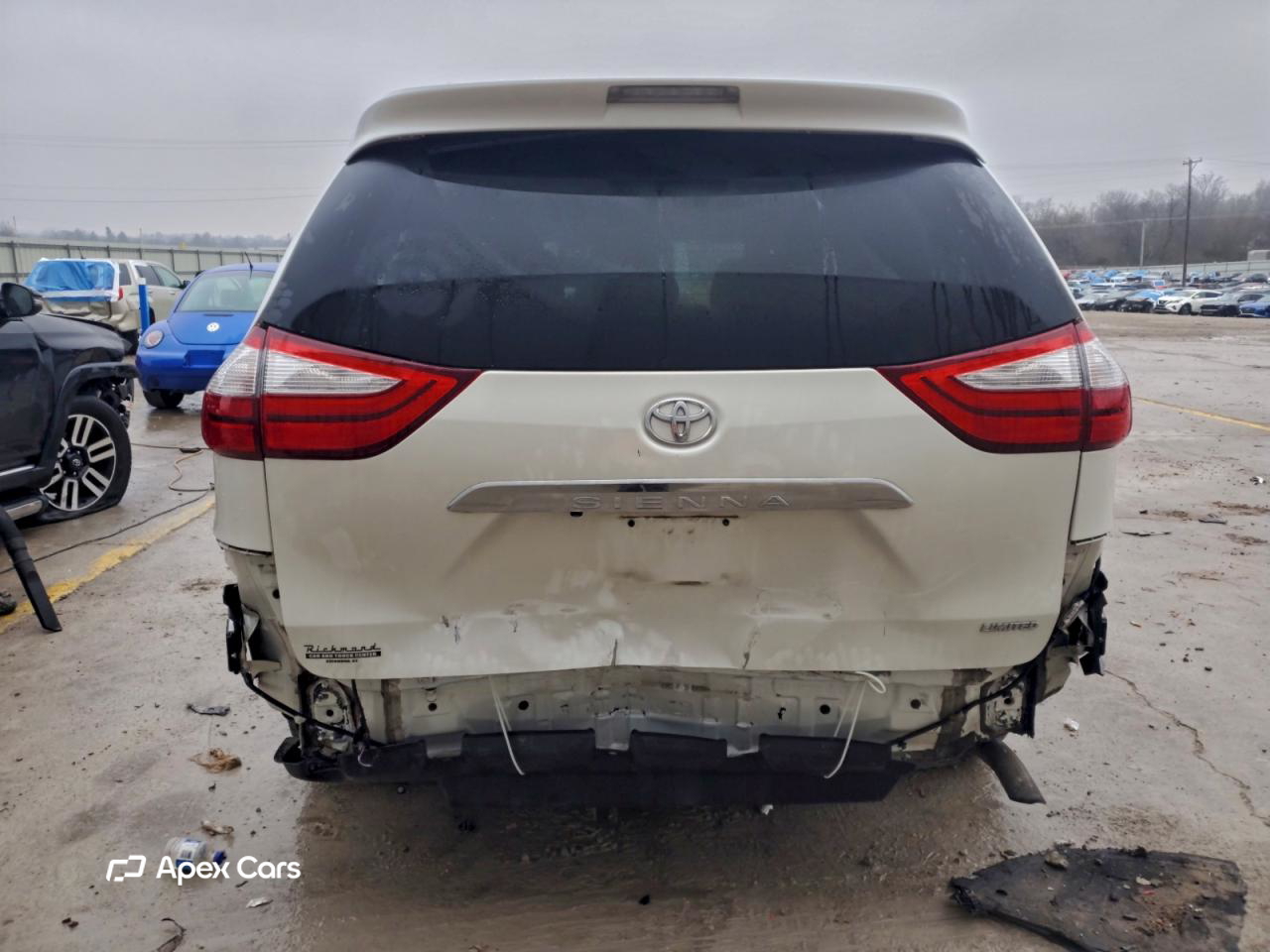 Toyota Sienna 2015