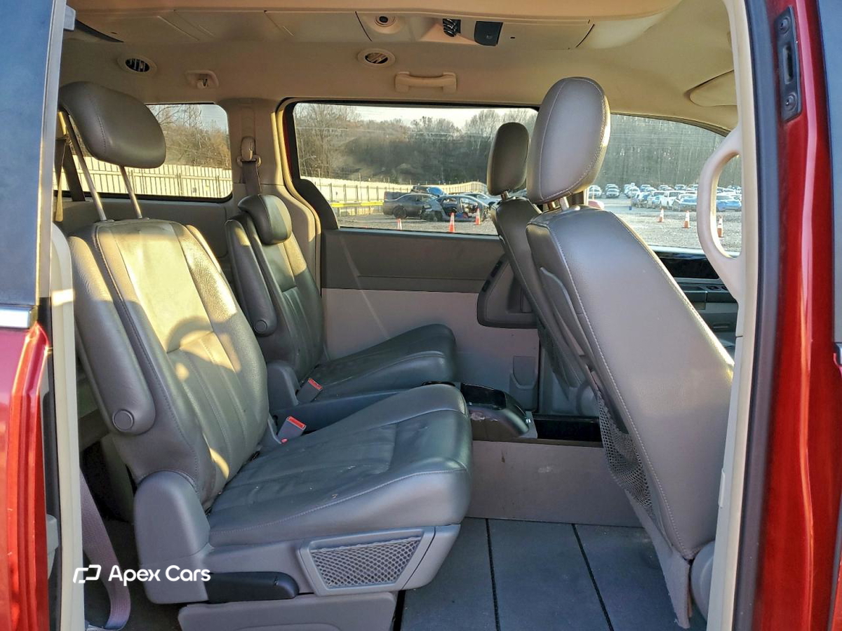 Dodge Caravan 2010