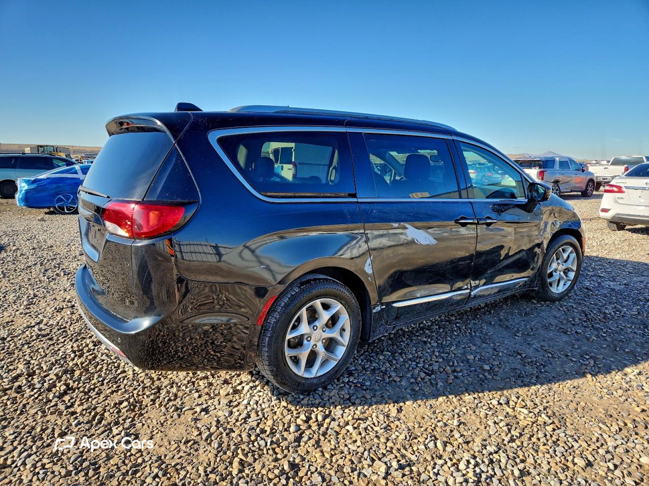 Chrysler Pacifica 2018