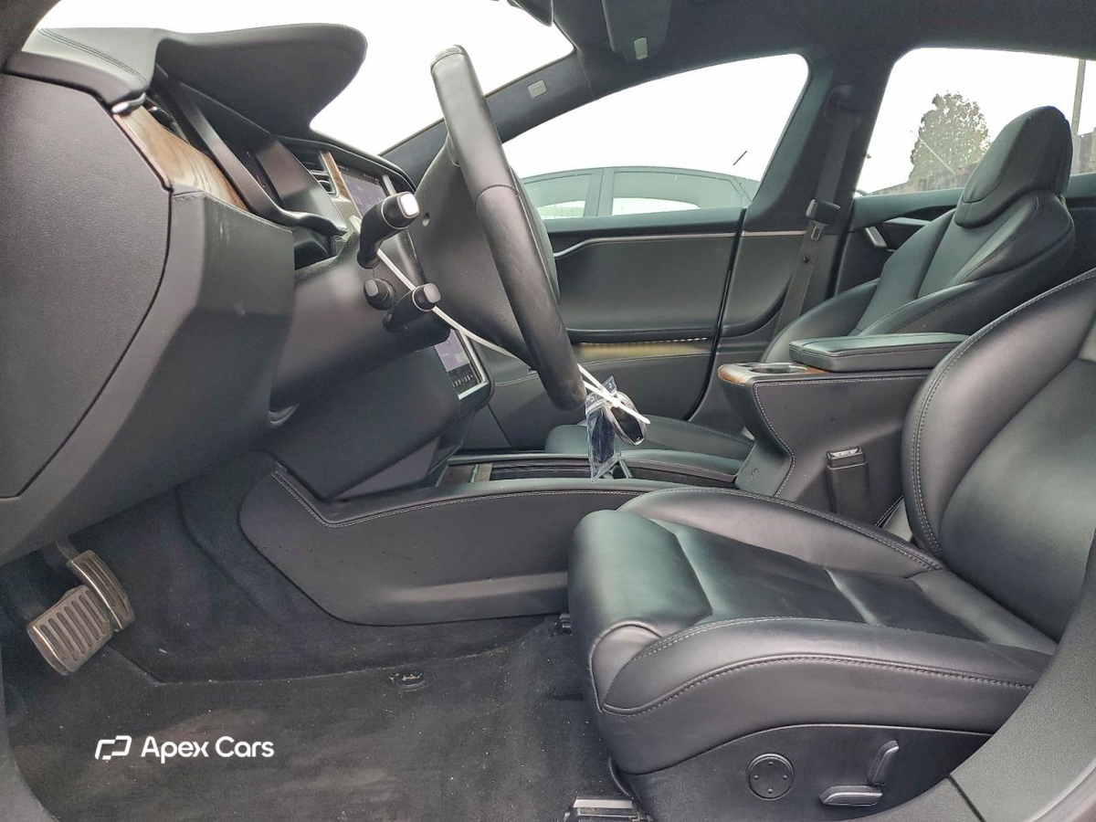 Tesla Model S 2018