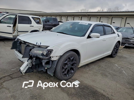 Chrysler 300 2017 - Zdjęcie 1 z 13