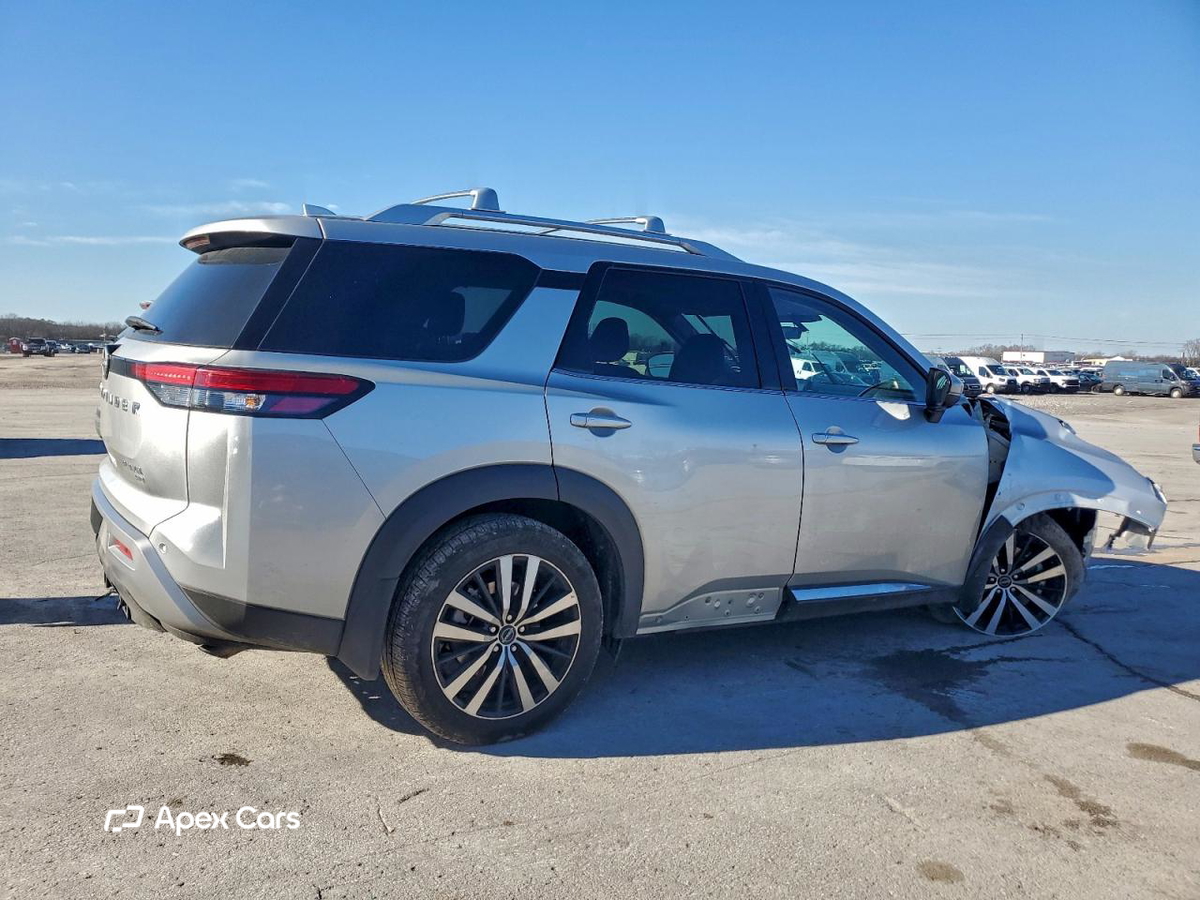 Nissan Pathfinder 2025
