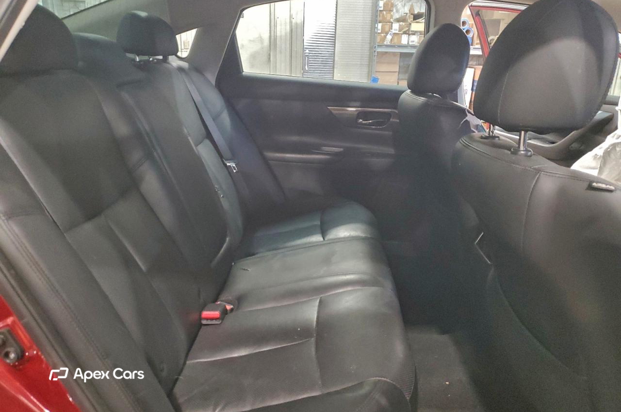 Nissan Altima 2015