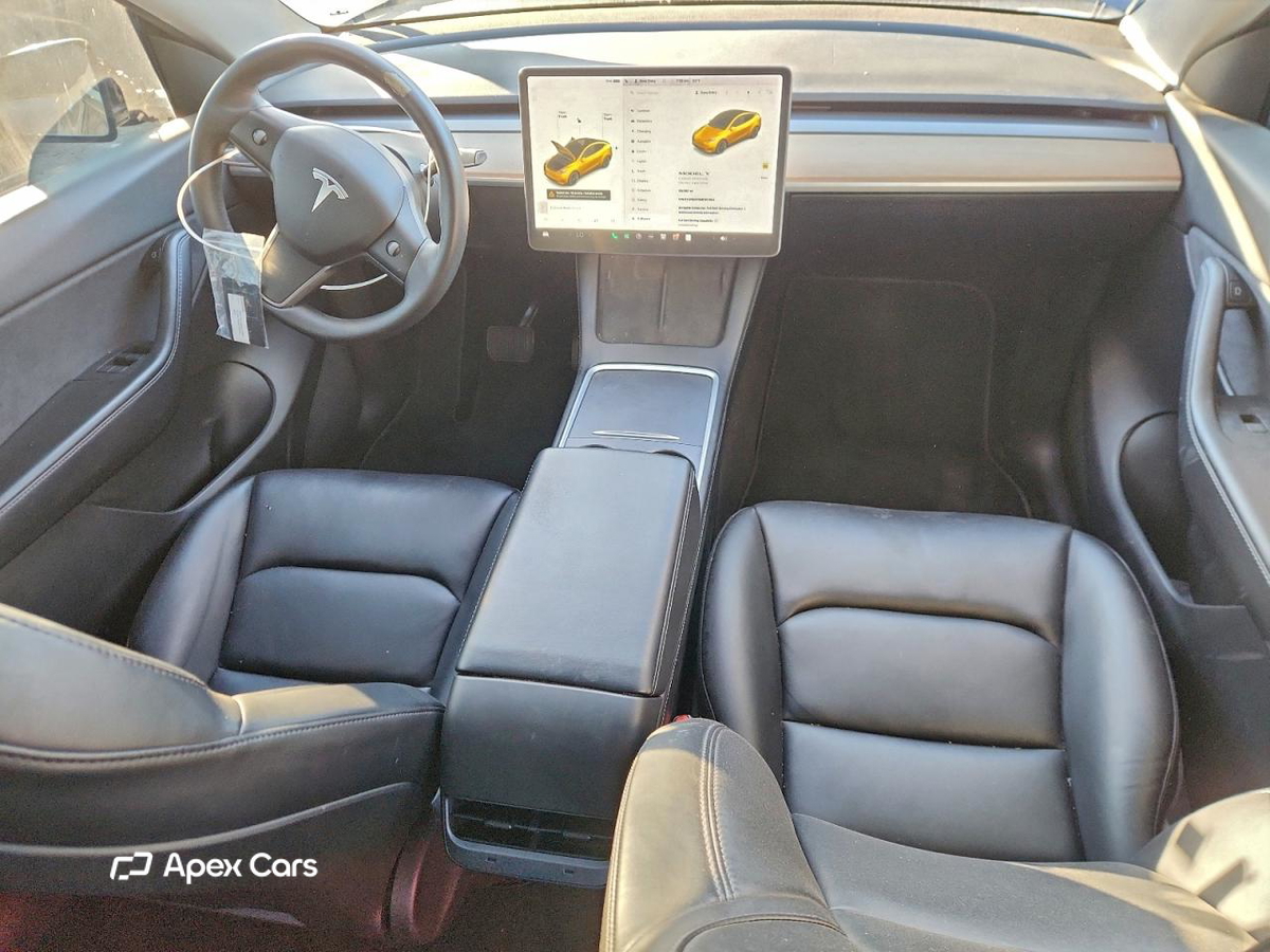 Tesla Model Y 2021
