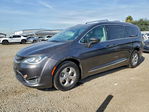 Chrysler Pacifica 2018