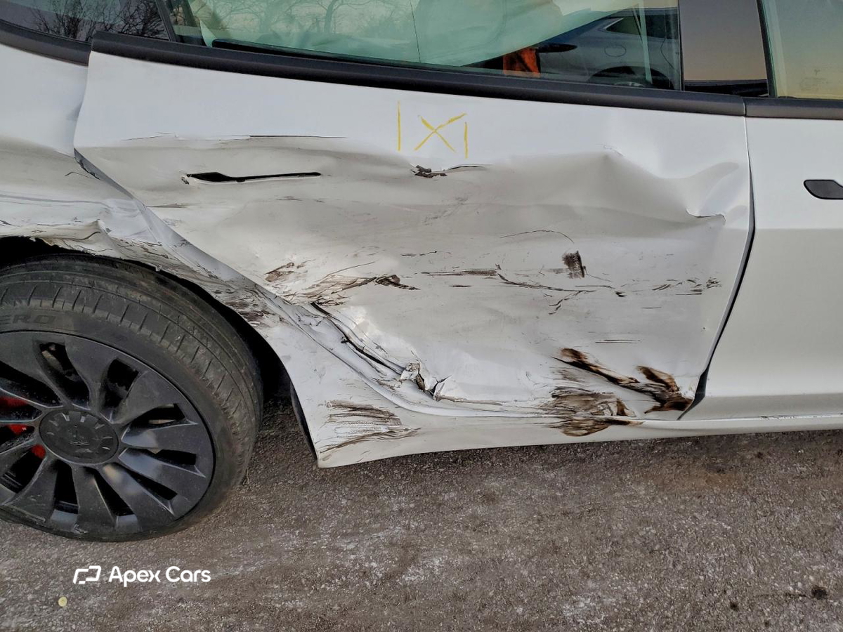 Tesla Model 3 2022