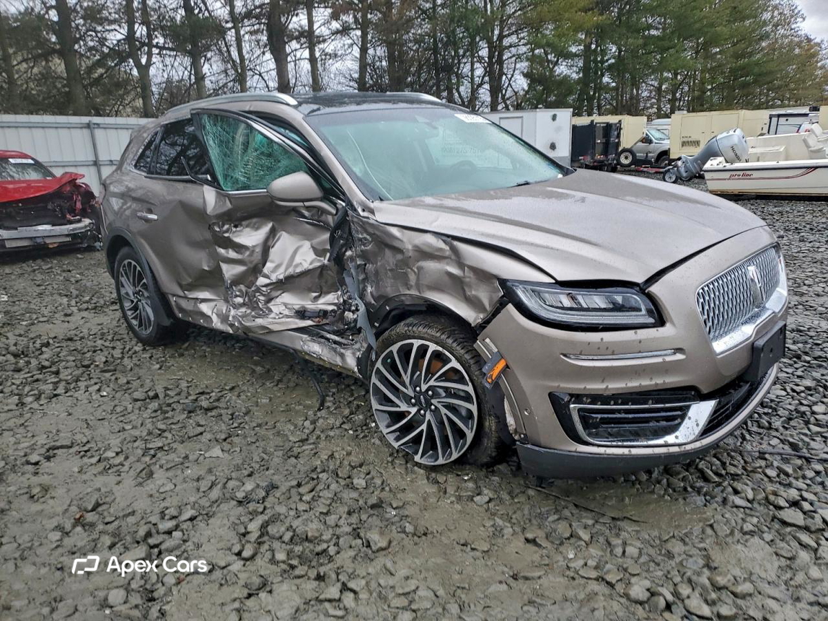 Lincoln Nautilus 2019