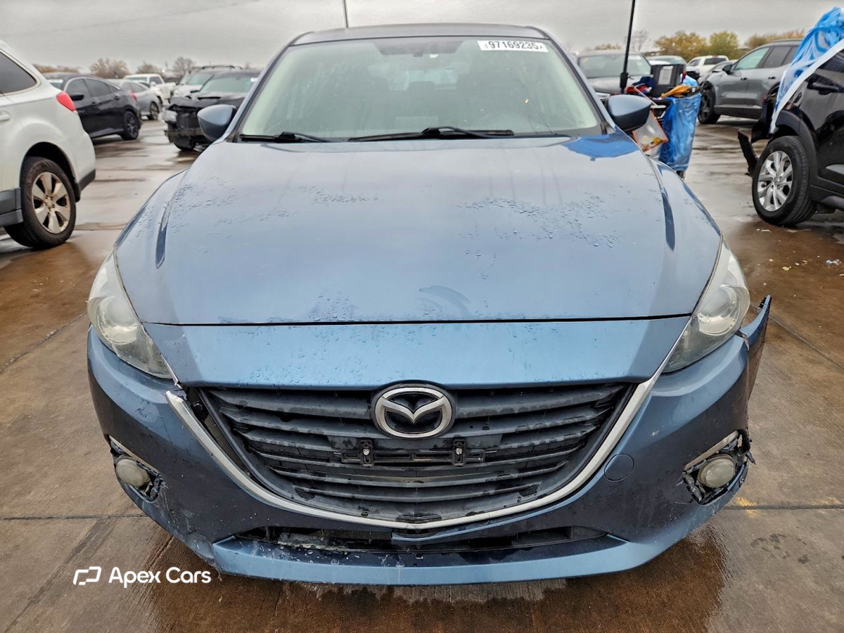 Mazda 3 2015
