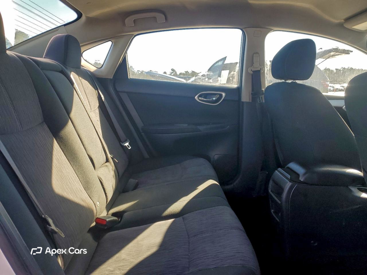 Nissan Sentra 2015