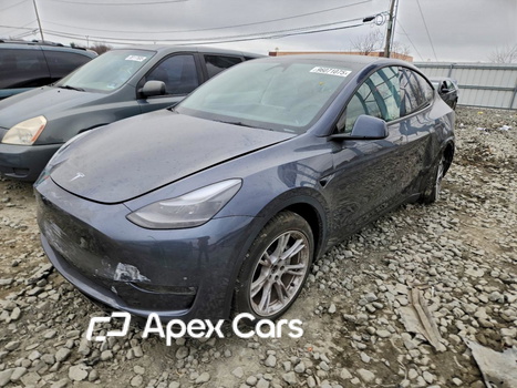 Tesla Model Y 2023 - Image 1 of 12