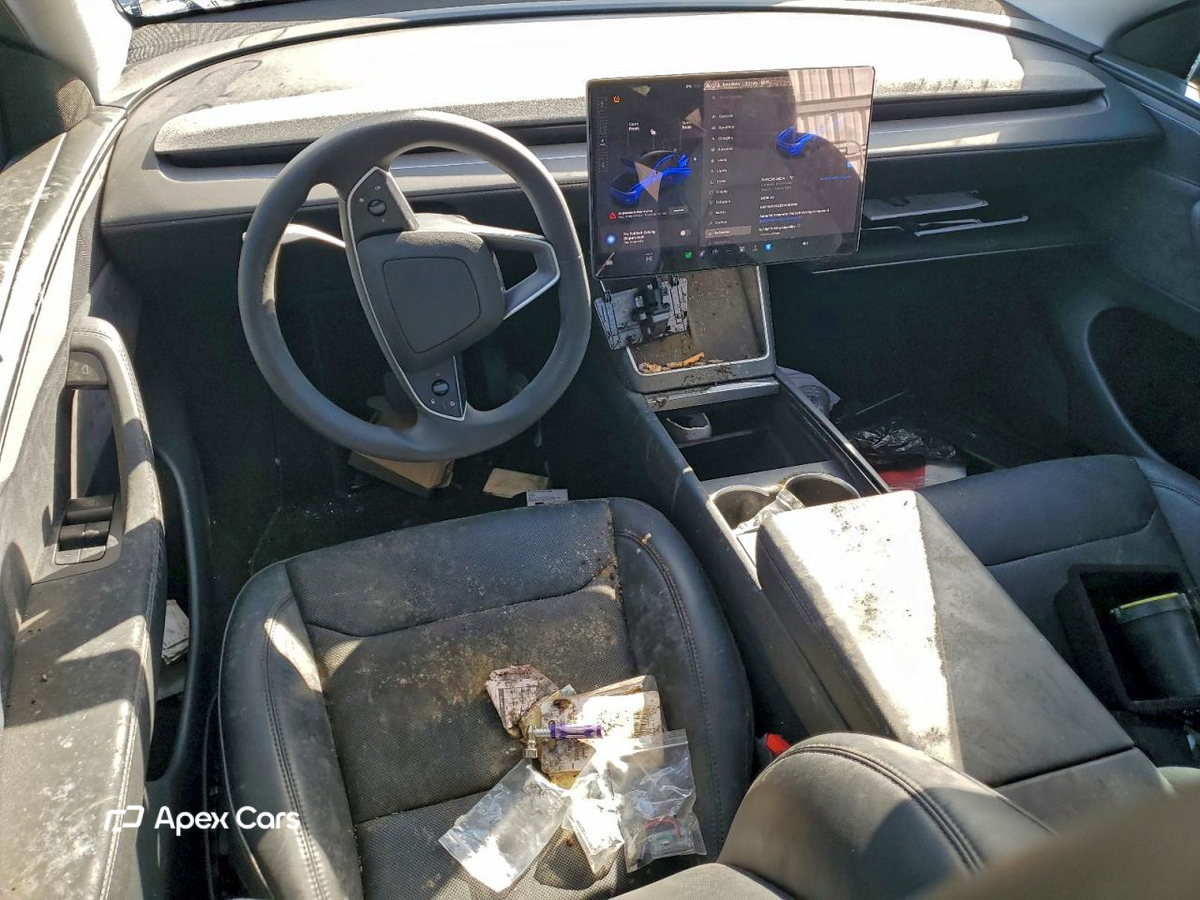 Tesla Model Y 2026