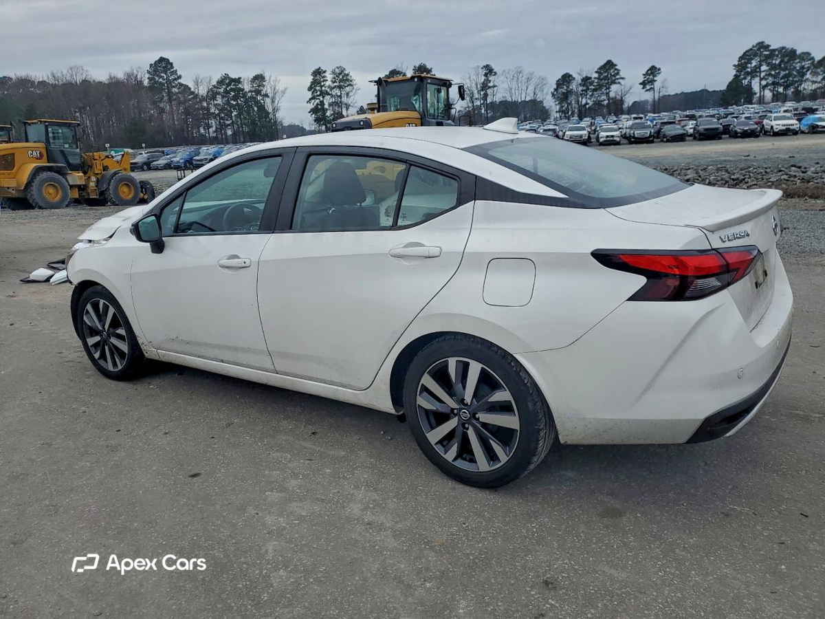 Nissan Versa 2021