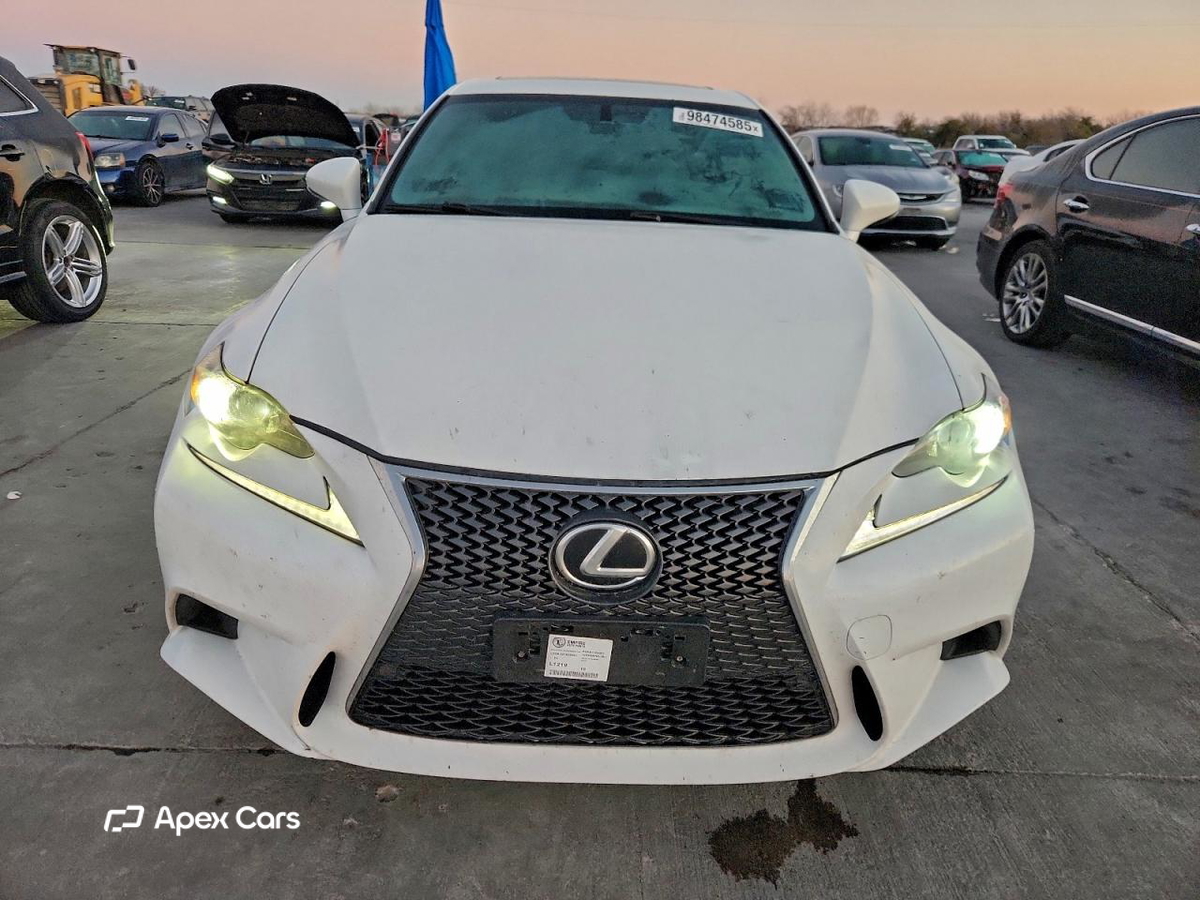 Lexus IS 2015