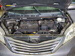Toyota Sienna 2011