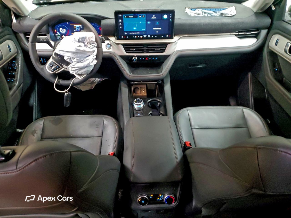 Ford Explorer 2025