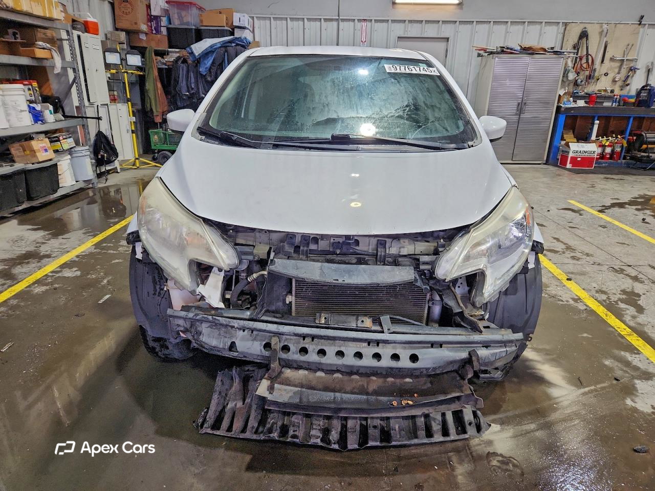 Nissan Versa 2016