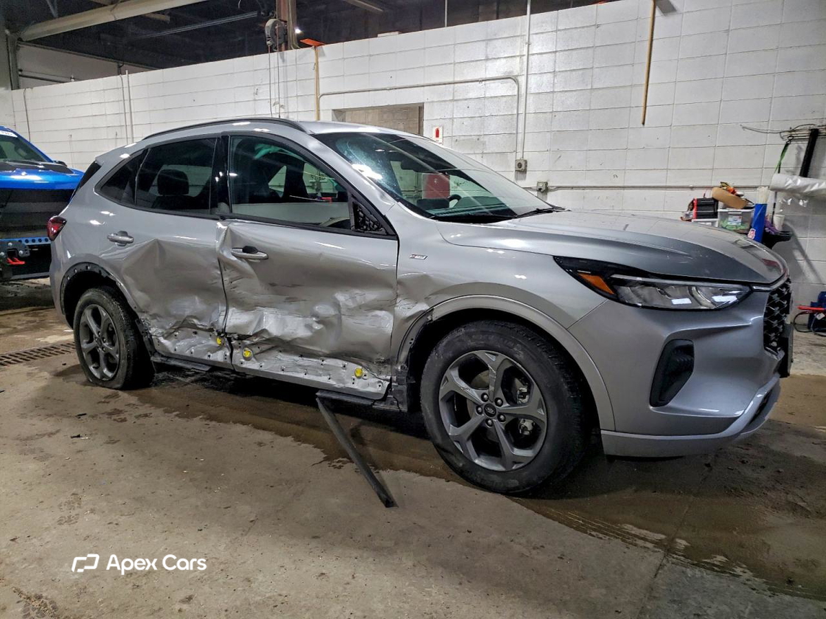 Ford Escape 2024