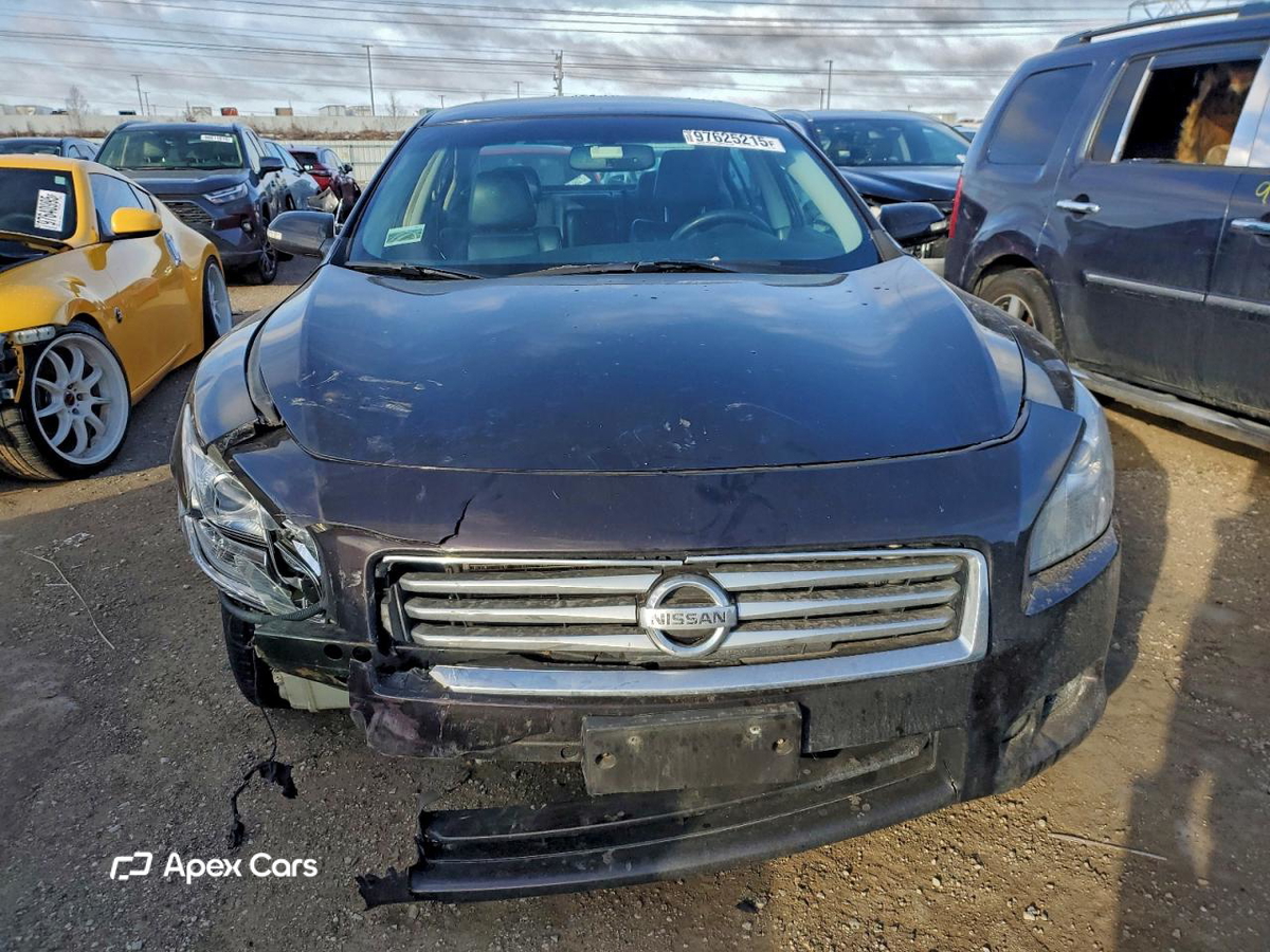 Nissan Maxima 2013