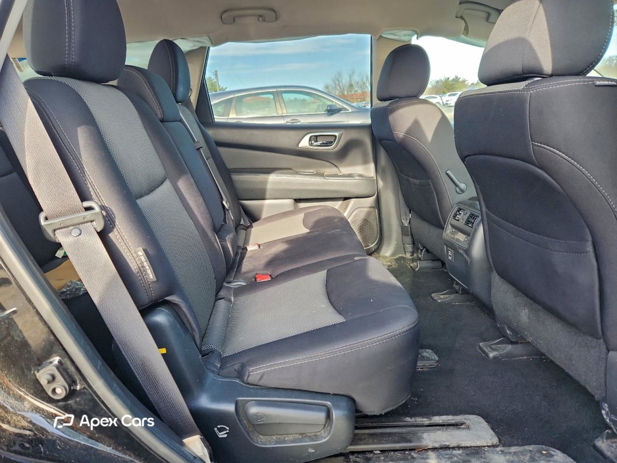 Nissan Pathfinder 2018